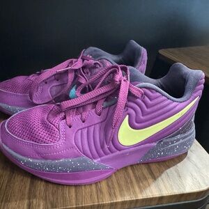 Nike Ja 2 Basketball Shoes 4.5Y